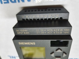 Siemens Logo 12/24RC   6ED1 052-1MD00-0BA6 
ZVA4NC0129172