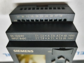 Siemens Logo 12/24RC  6ED1 0521-1MD00-0BA6  
ZVC2NC0382963 
