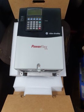 Allen-Bradley Powerflex 70  4 Kw 1JAQ6OU5