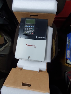 Allen-Bradley Powerflex 70  5,5 Kw 1JAQ5RN8