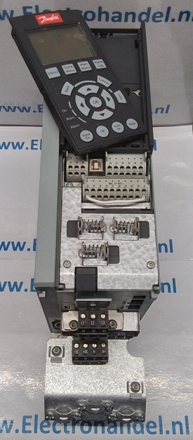 Danfoss FC-302 0.55kW 020825G018