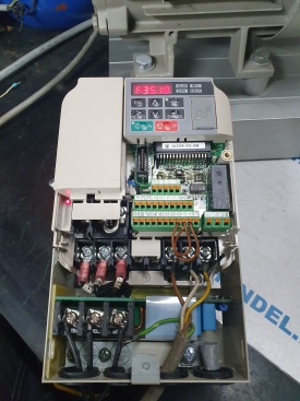 Yaskawa V1000 0,55kw J010YC451110007