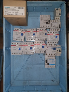 Aardlekschakelaars 25A 300mA (0.3A)